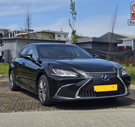 Lexus ES cena 150675 przebieg: 55000, rok produkcji 2020 z Warszawa małe 254